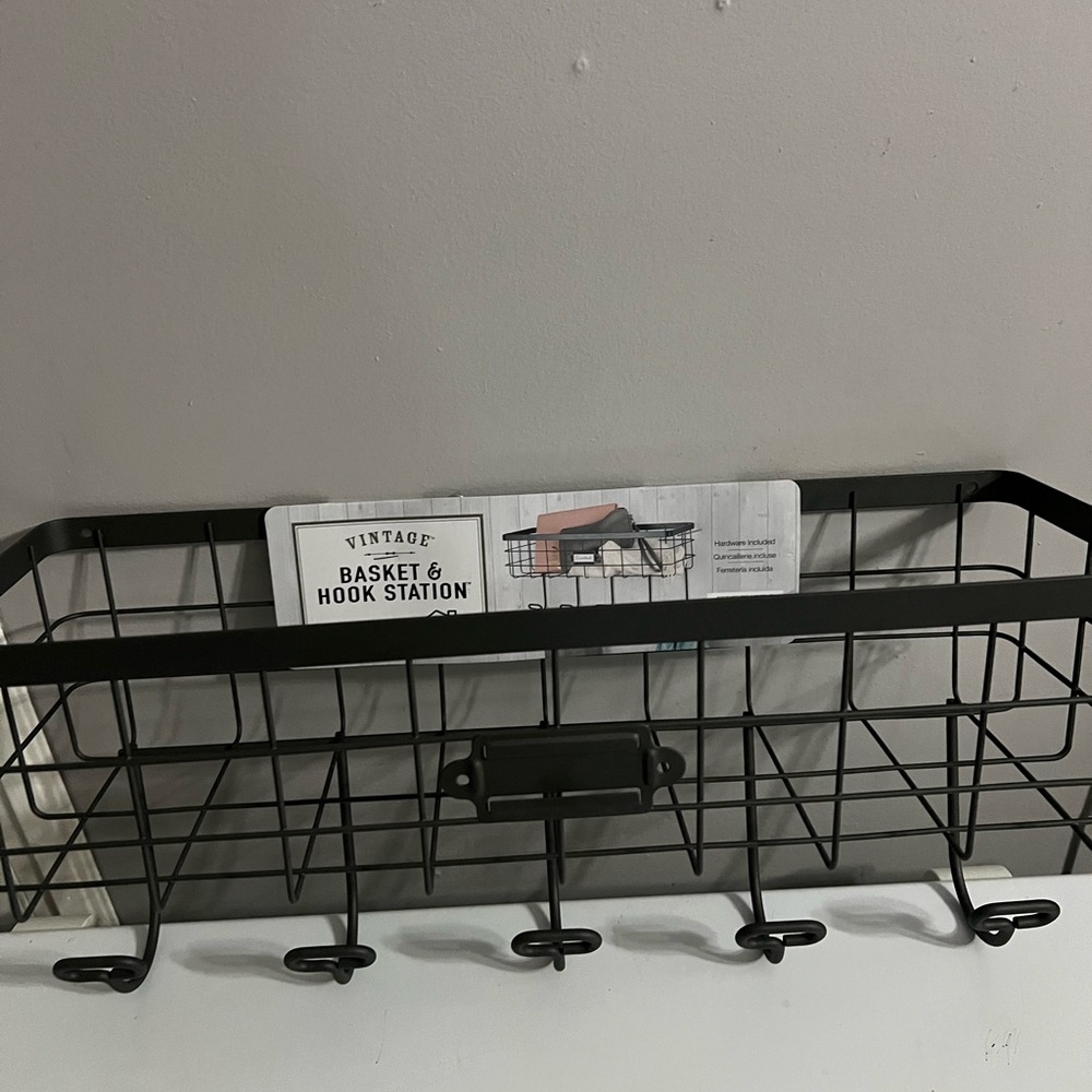 Bathroom hair dryer holder
